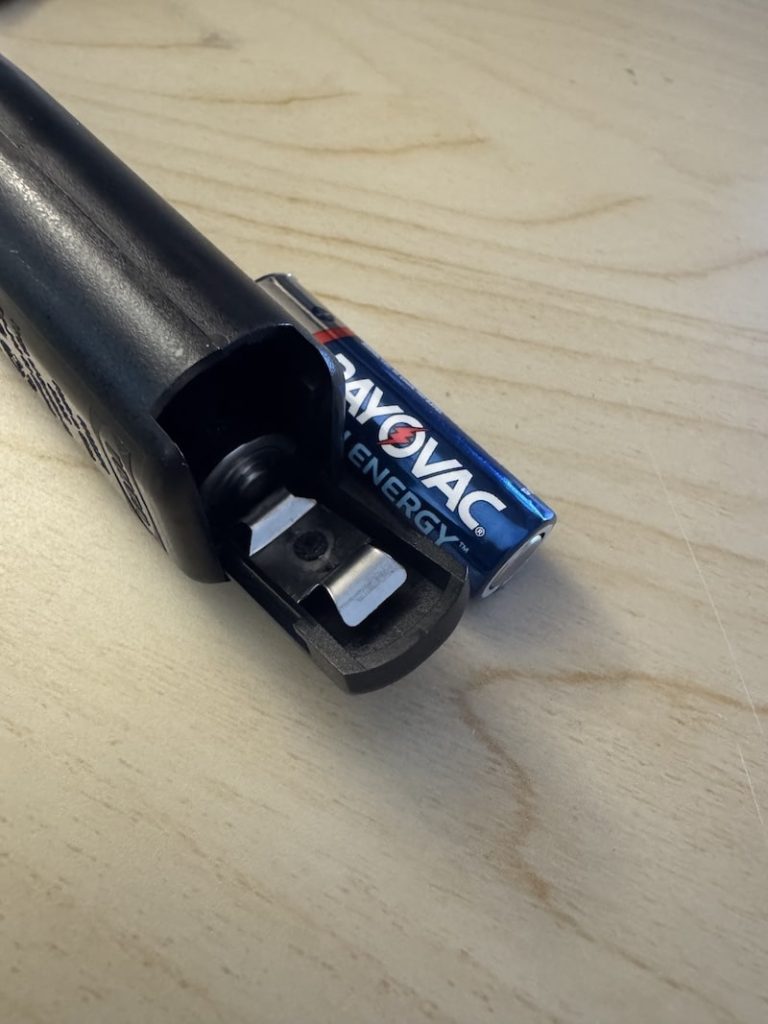 The battery compartment of the Ikea PRODUKT frother